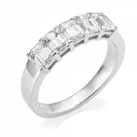 Resplendent Emerald Cut Diamond 5-stone Ring in Platinum 1.75ct
