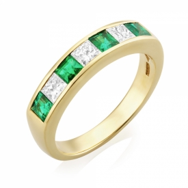 Emerald 0.54ct and GVS Diamond Half Eternity
