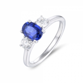 Oval Sapphire andRound Brilliant Diamond Ring